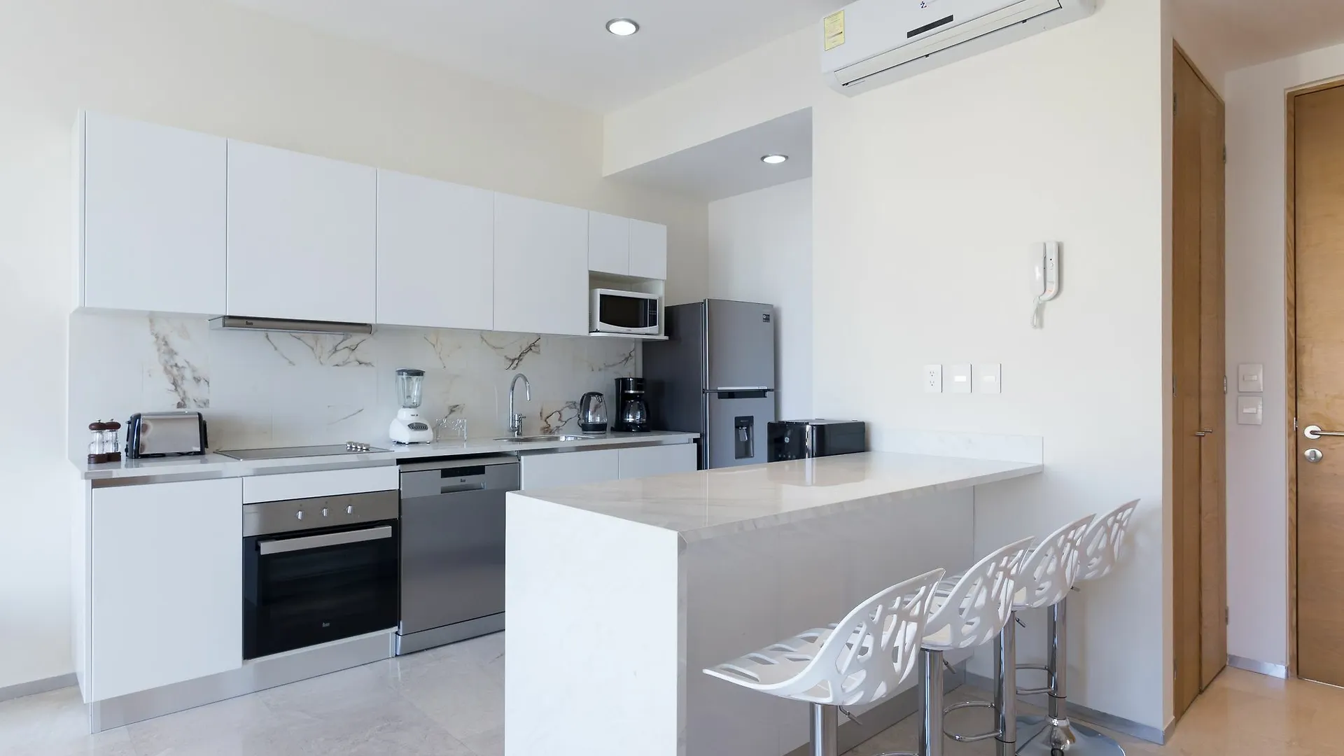 Menesse 32 Apartment Playa del Carmen