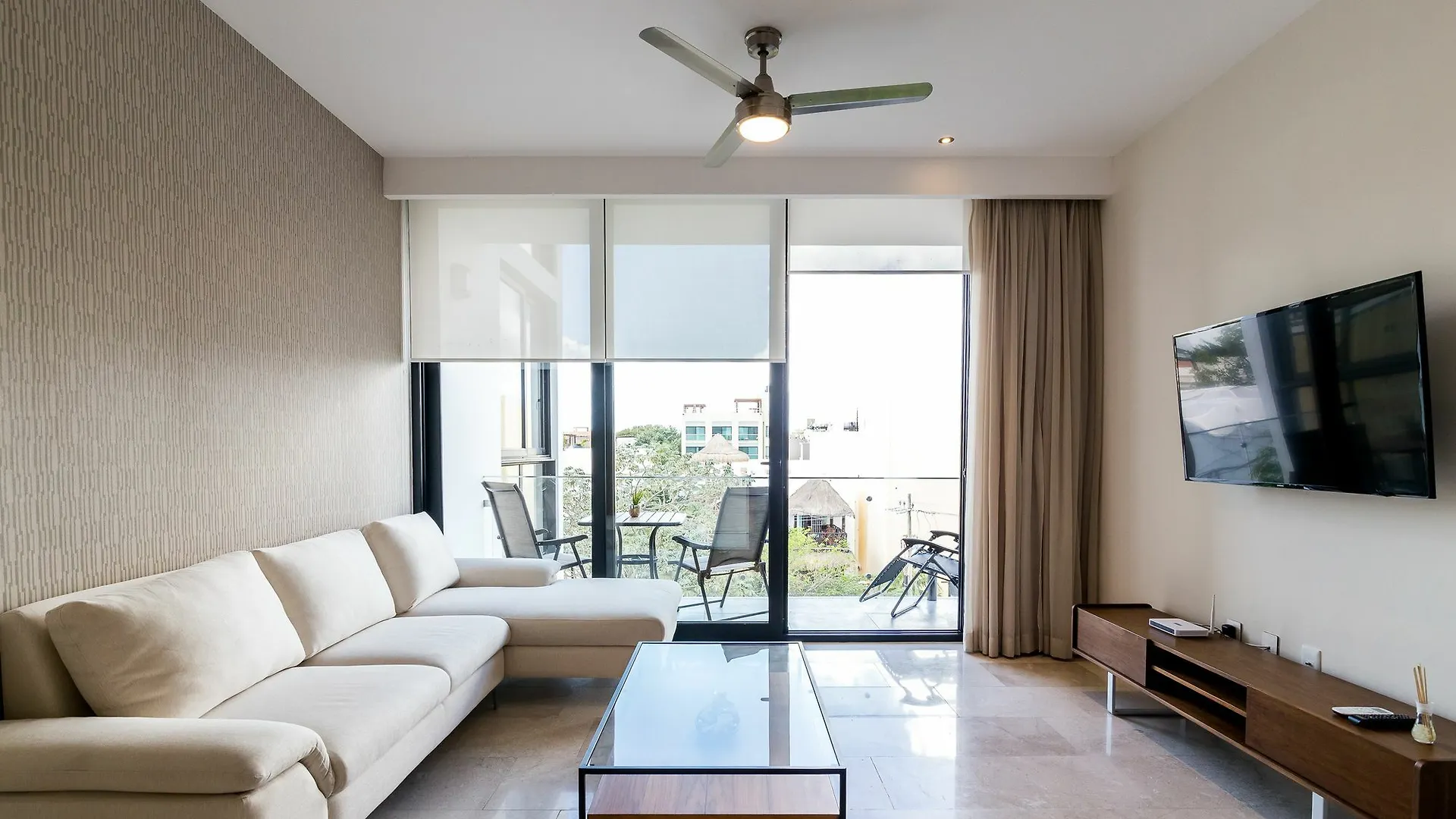 Menesse 32 Apartment Playa del Carmen